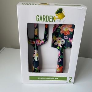 Garden Party Floral Garden Kit